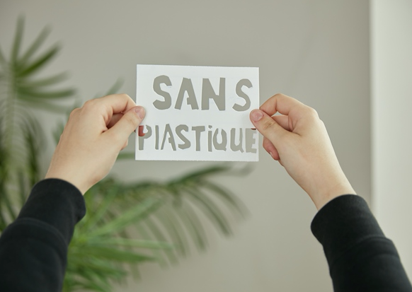 USolve, 6 Detergent Strips Sample, Spring Breeze Scent - LIMIT OF 1 FRAGRANCE PER HOUSEHOLD